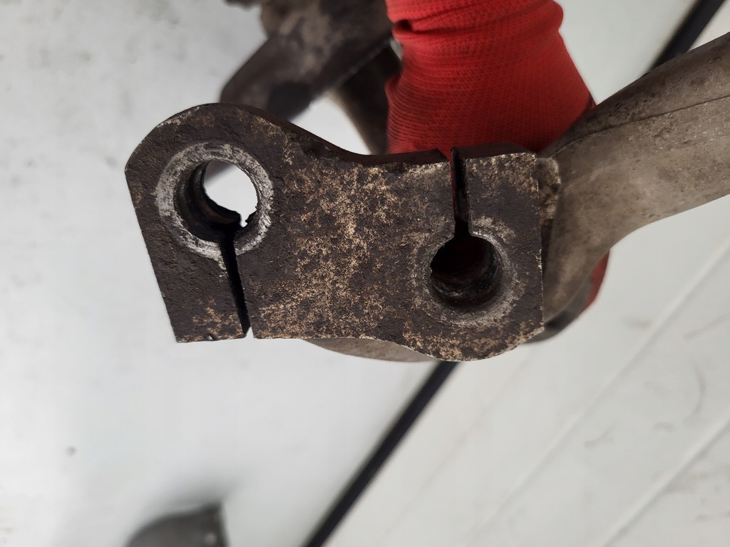 фото №7, Audi a6 c6 06r 3.0 tdi поворотный кулак правый перед правая