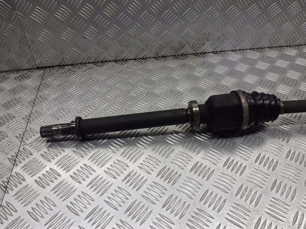 фото №2, Приводной вал правая передняя renault megane ii 1.5 dci 8200626038