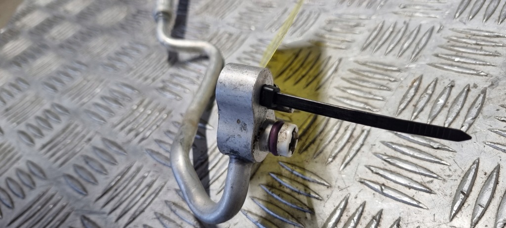 Купить Bmw оригинальный номер 7939498 1' f40 шланг труба шланг кондиционера