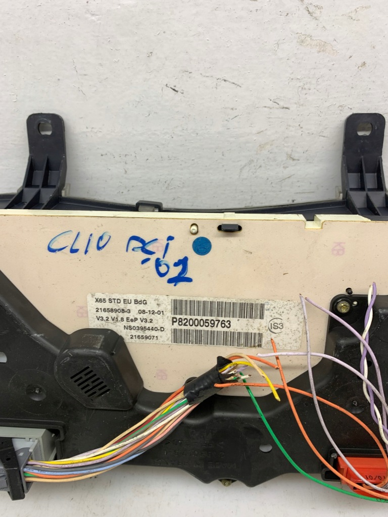 фото №3, Счетчик приборная панель p8200059763 renault