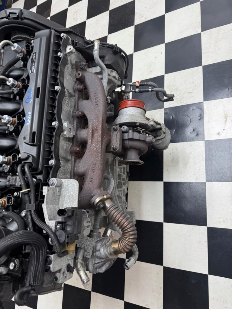 Комплектный  двигатель volvo v60 s60 s40 v70 xc70 v40 2.0 d3 d5204t7 2014 с Разборки