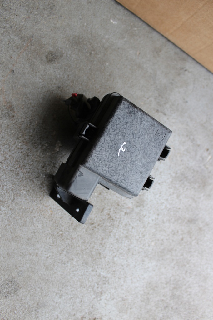 фото №1, Renault scenic iii 1.4 коробка предохранителей