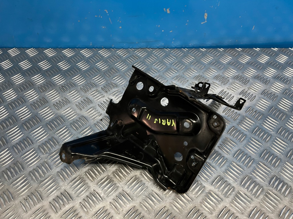 фото №1, Toyota yaris ii основа кронштейн акумулятор