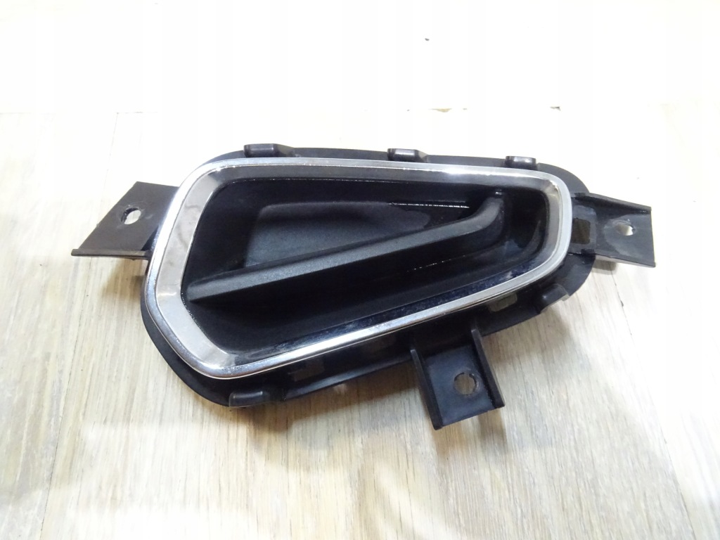 Купити Ліва решітка бампера volvo v40 cross country 31407764 llu