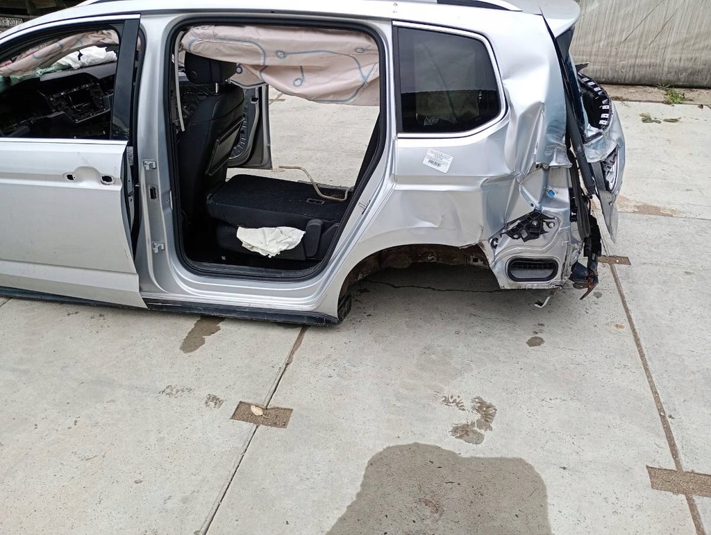 фото №1, Кузов чверть vw touran