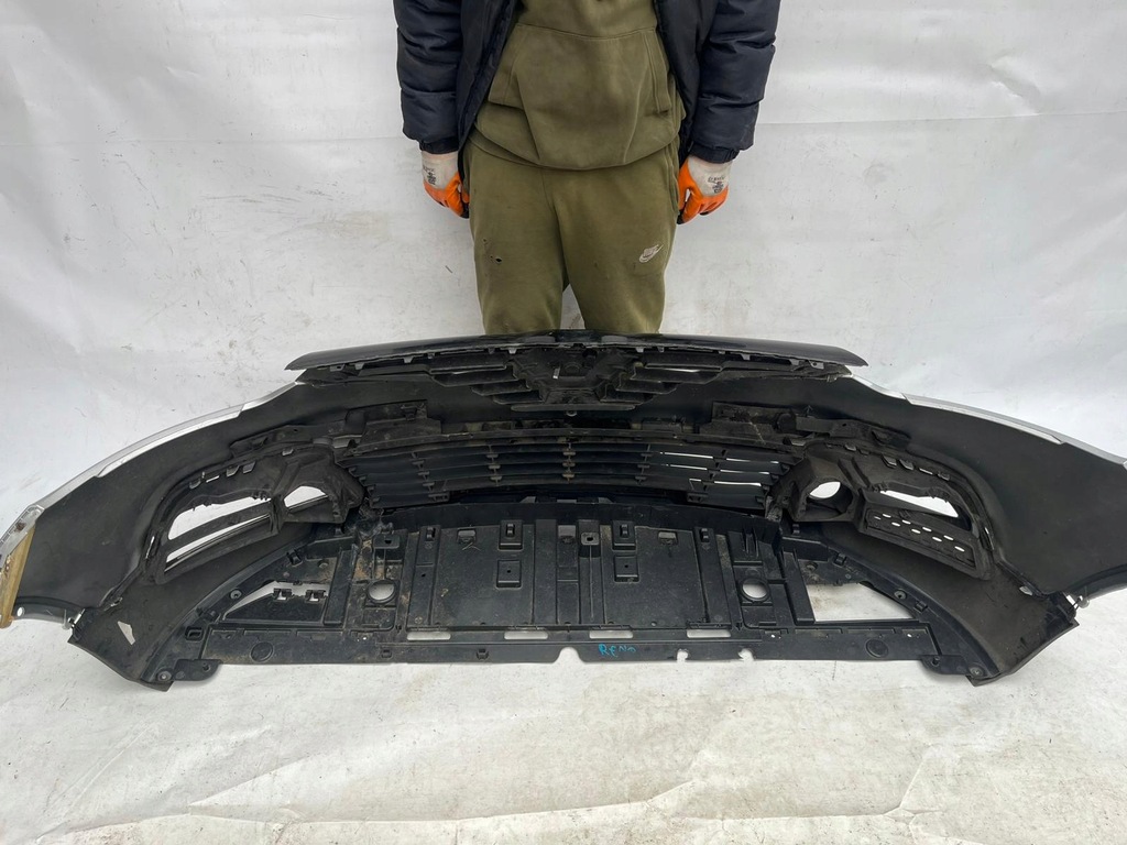 фото №12, Renault captur 1 i 13-17 бампер перед передний решётка радиатора плита решётка