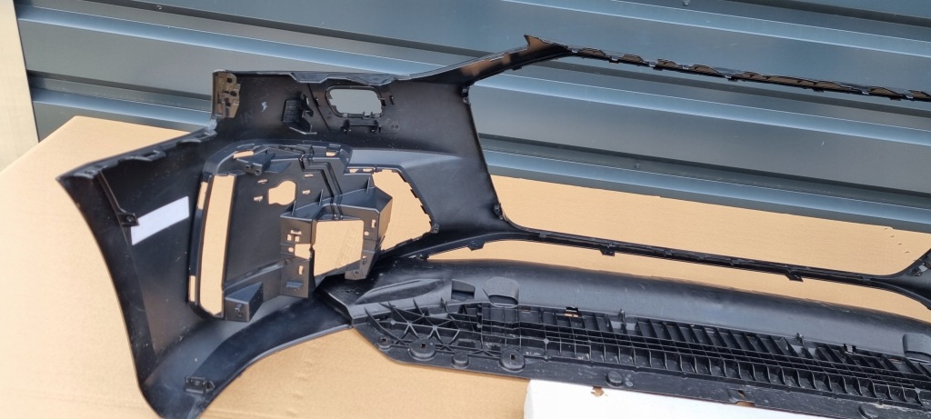 Audi a4 b9 s-line рестайлінг  бампер перед оригінал c219 Ціна