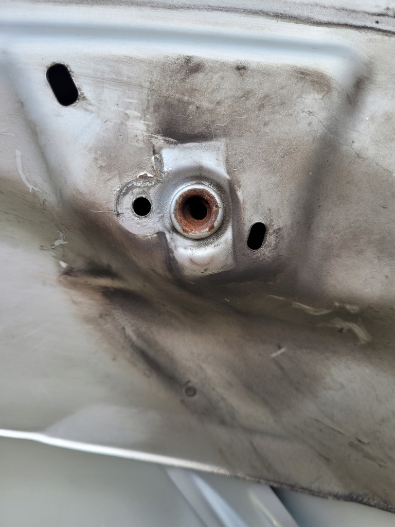 фото №8, Капот bmw x3 e83 2003-10