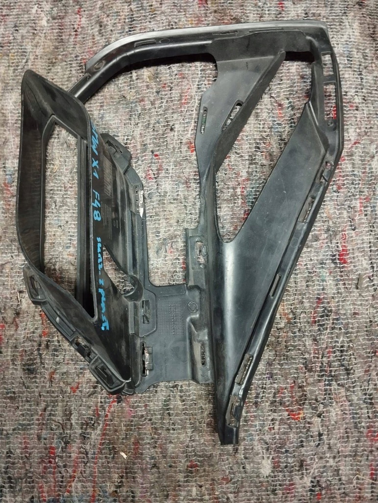 фото №7, Bmw x1 f48 решітка бампера правий перед 211636-11 8493437