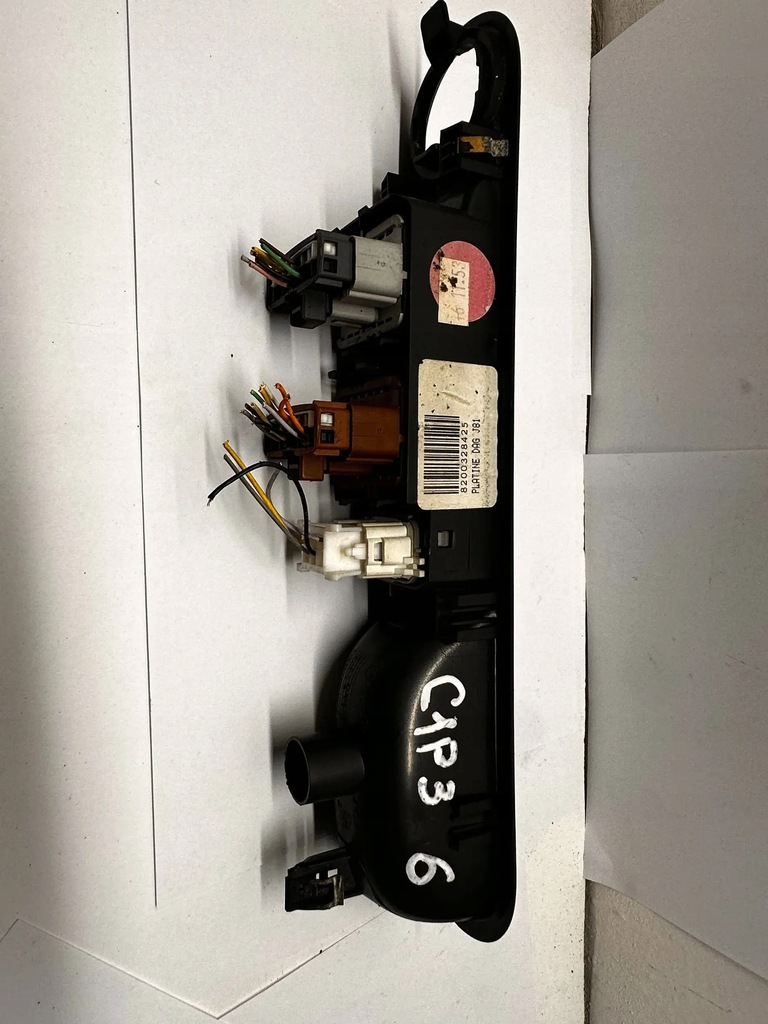 фото №4, Панель окон renault espace iv 8200328425