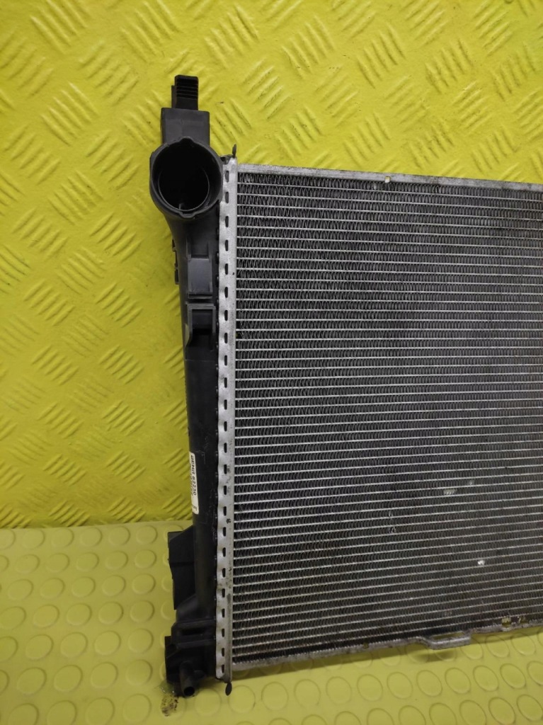 Mercedes w203 2.2 cdi радіатор води a2035000603 Київ