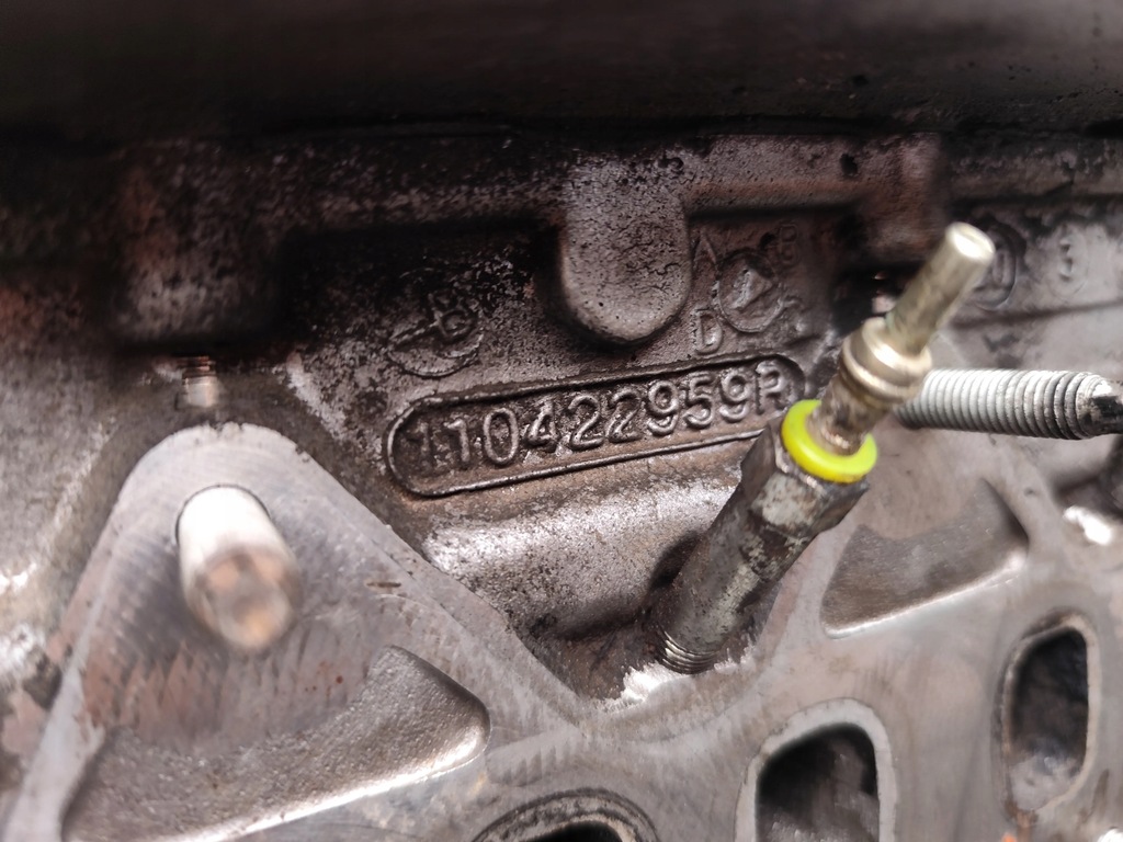 фото №8, Renault trafic головка двигуна 1.6 dci 125 дизель 92kw 125 hp 110422959r