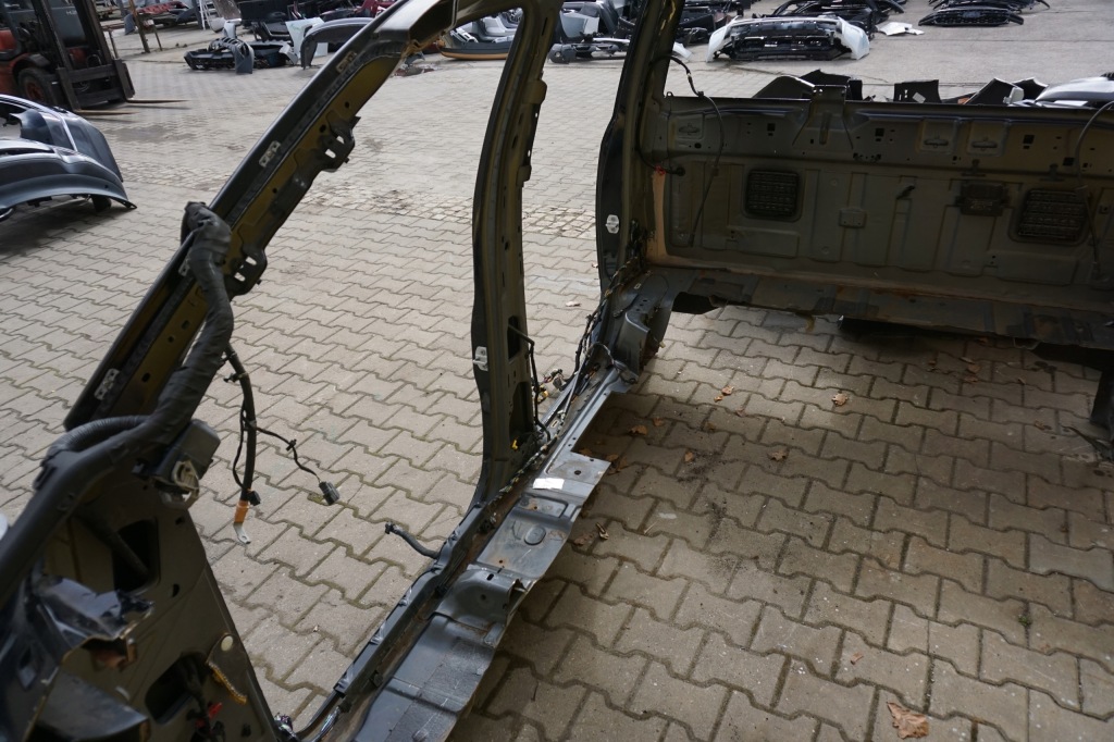 Dodge ram 2500 2019 - стойку порог правый bok америка Киев