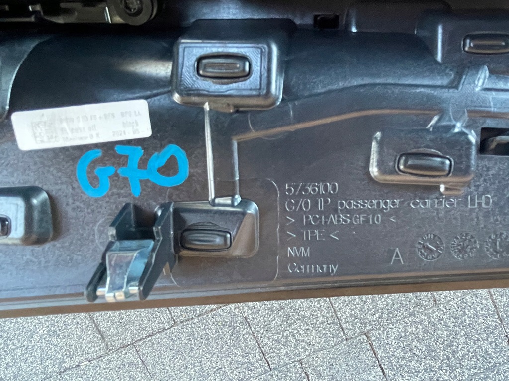 фото №11, Bmw 7 g70 молдинг декоративная dekor консоли fineline braun 9628426