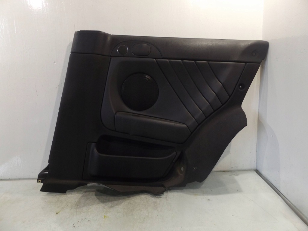 Купить Alfa 147 3d обшивка правый задний