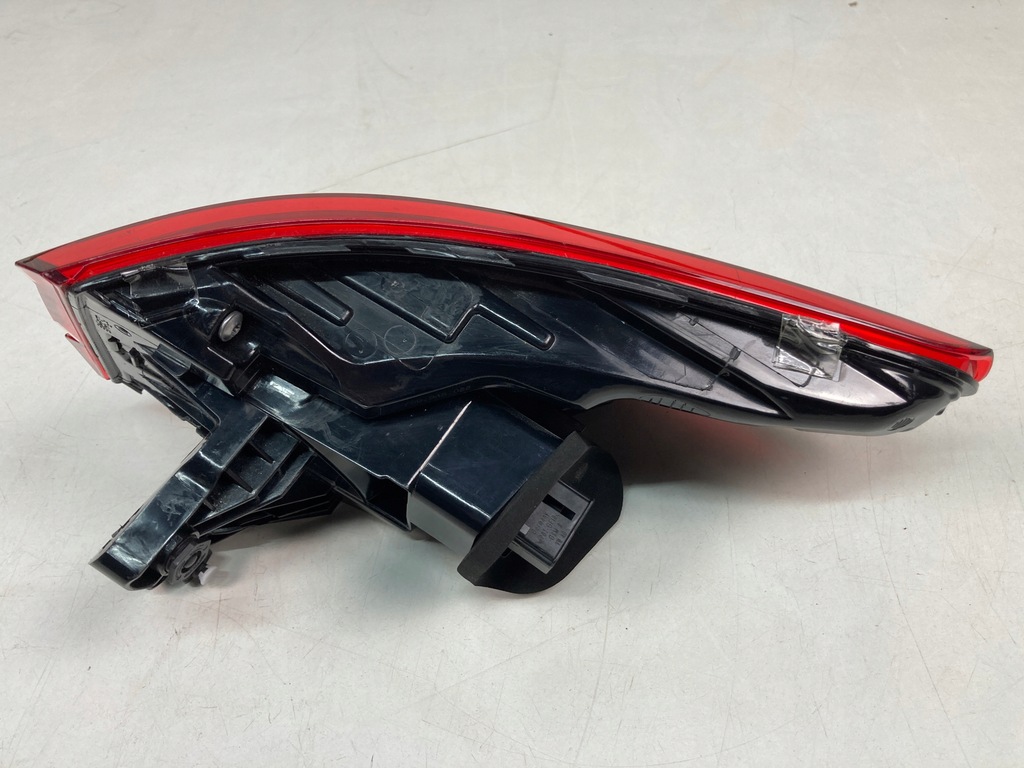 фото №7, Лампа левая задняя vw touareg iii 3 led