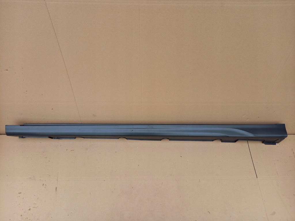 фото №1, Hyundai kona electric молдинг порог левая oryg!