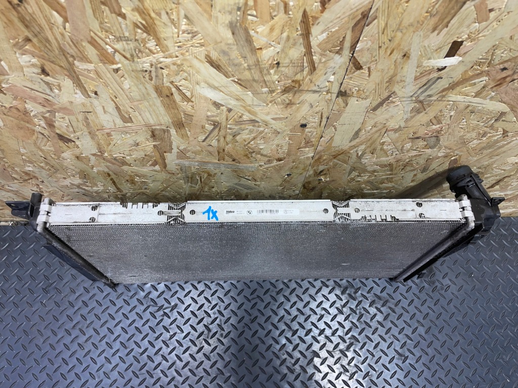 Радиатор воды bmw f20 f30 f31 f32 f36 335 n57 7600518 в Украине