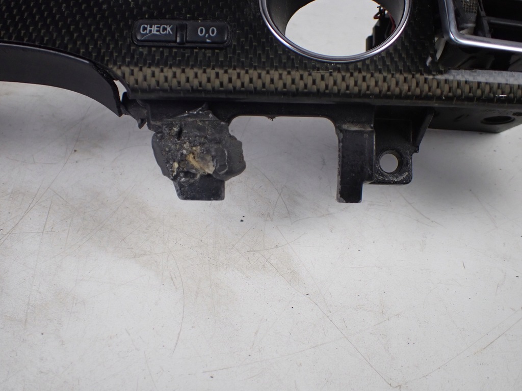 фото №7, Рамка dekor счетчиков приборы карбон audi a8 s8 d3 4e0820901 4e1857115k