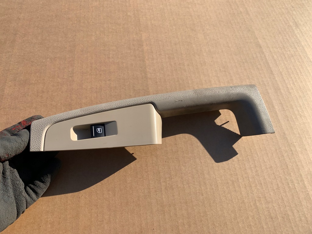 фото №1, Панель керування вікон ручка 3t0868537 superb ii 2 задня ліва ładna