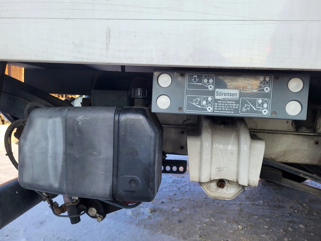 фото №11, Контейнер с подъемник погрузочный sorensen vw crafter 2021r