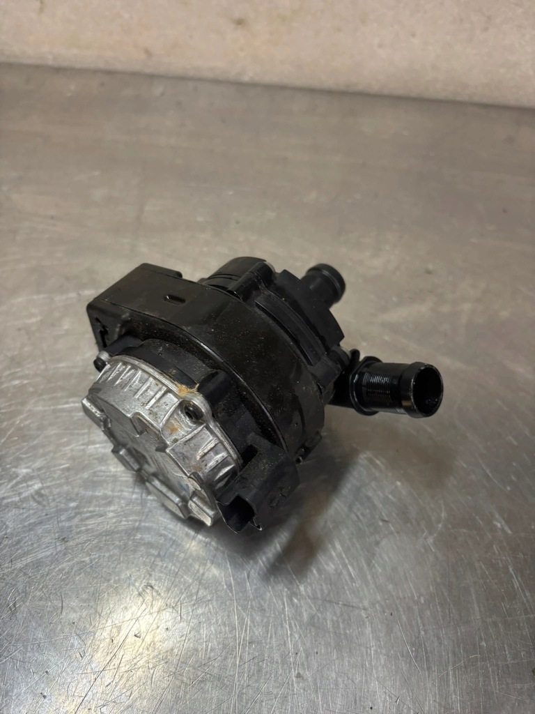 фото №1, Насос wody renault trafic iv 4 210100113r org