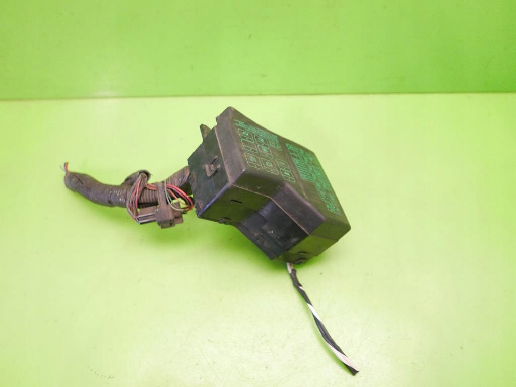 фото №1, Коробка запобіжників mitsubishi carisma i 1.8