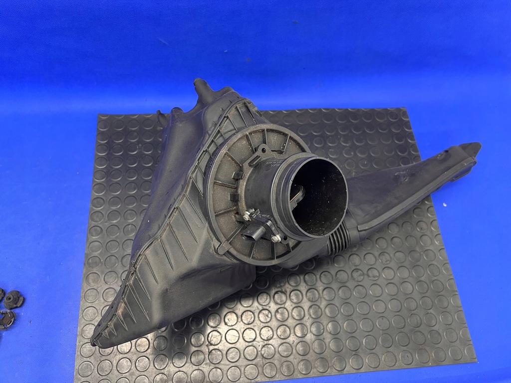 фото №9, Audi a6 a7 c7 4g 3.0 tdi корпус фильтра 4g0133838e 4g0129624d 4g0133567