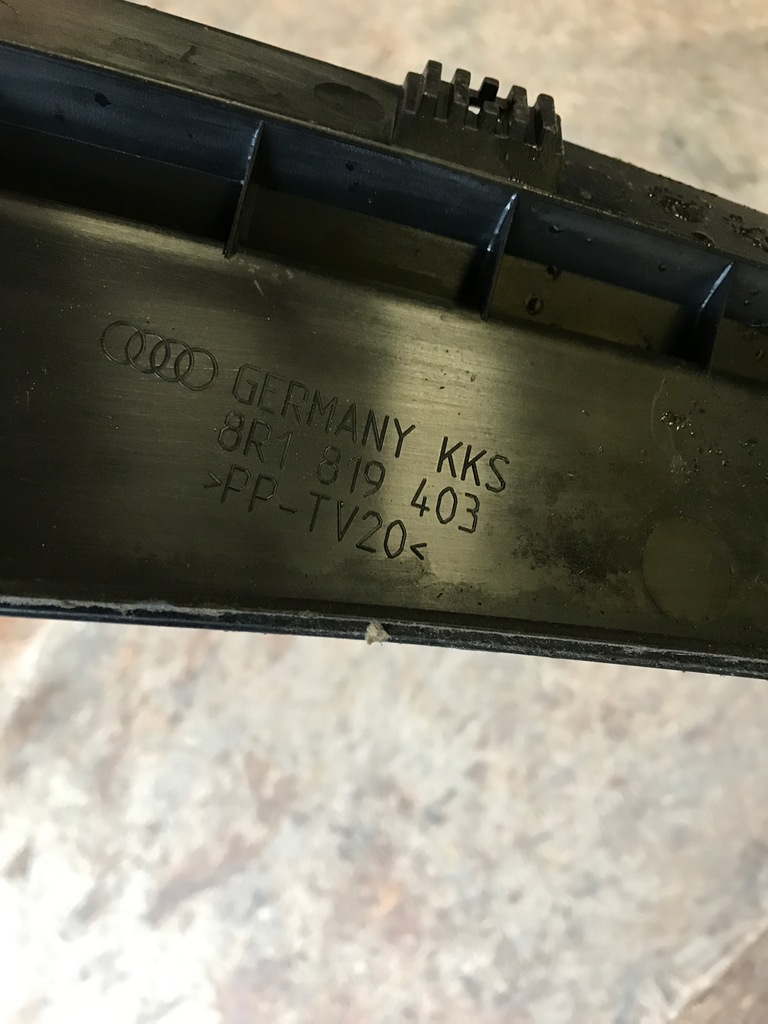 фото №8, Жабо audi q5 8r1819403