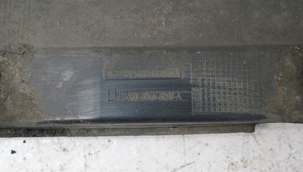 фото №11, Порог молдинг порог левая seat exeo 3r0853859a