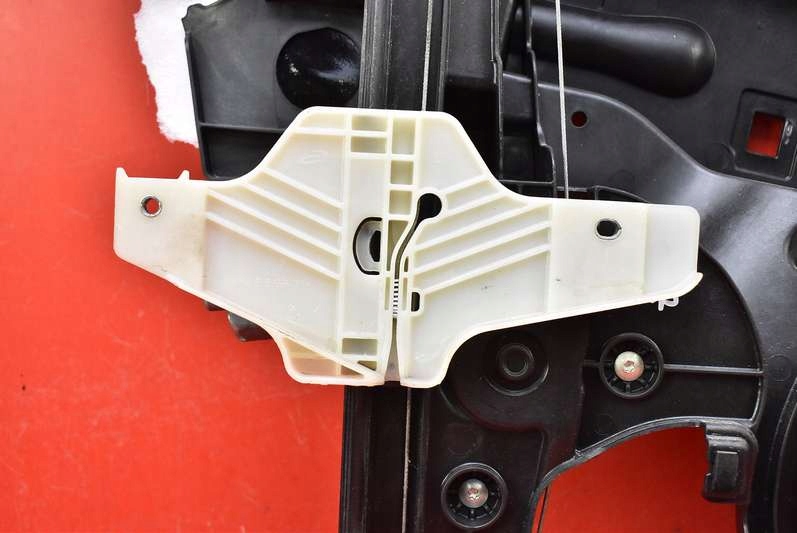 фото №12, Підйомник скло правий перед eu 9817212080 toyota proace city 16-21