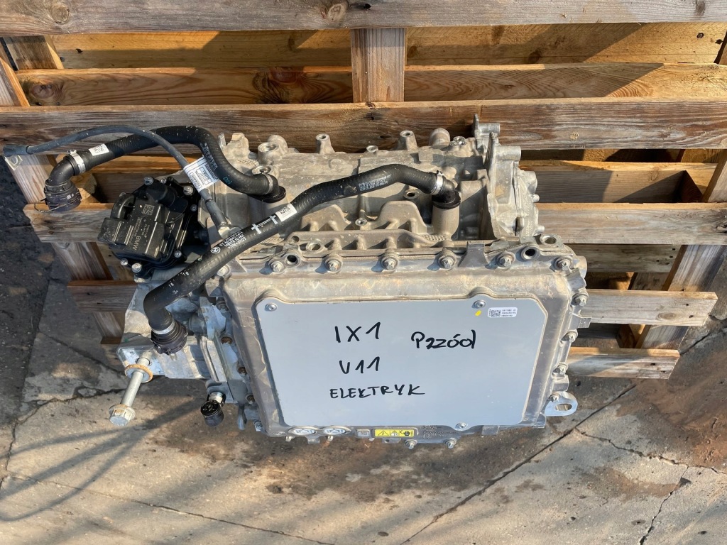 Bmw ix1 x1 u11 двигун привід електричний перед 8477917 676984 8477907 Ціна