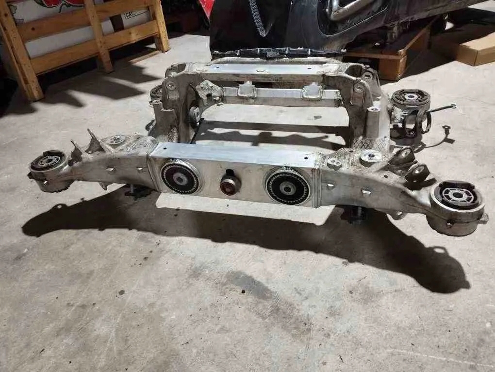 Підрамник задні bmw ix i20 24645511 electric 2022 Київ