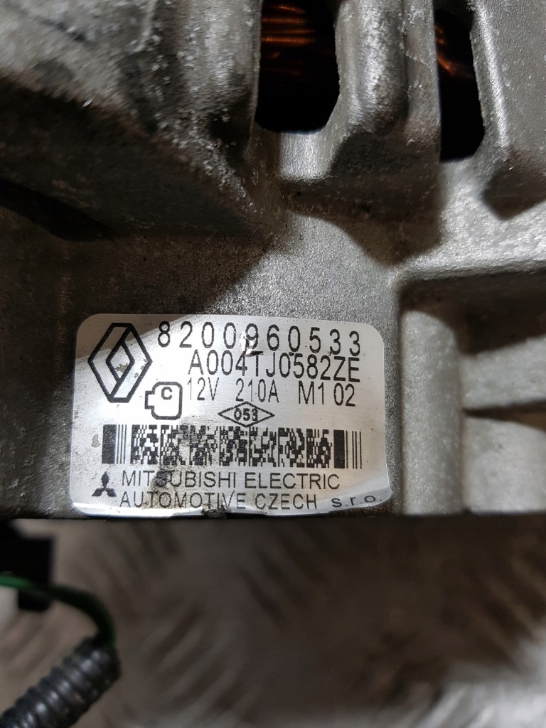 Генератор renault laguna 3 1.5 d 8200960533 в Украине