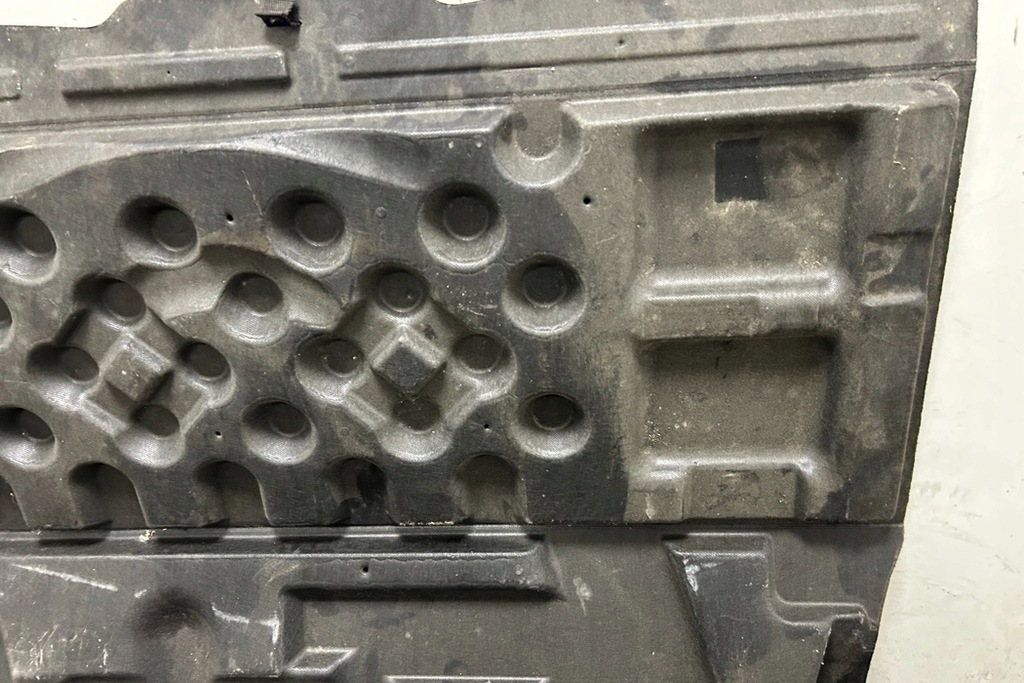 фото №7, Обшивка багажника dodge challenger coupe 68169878ab 3.6l бензиновый 227kw