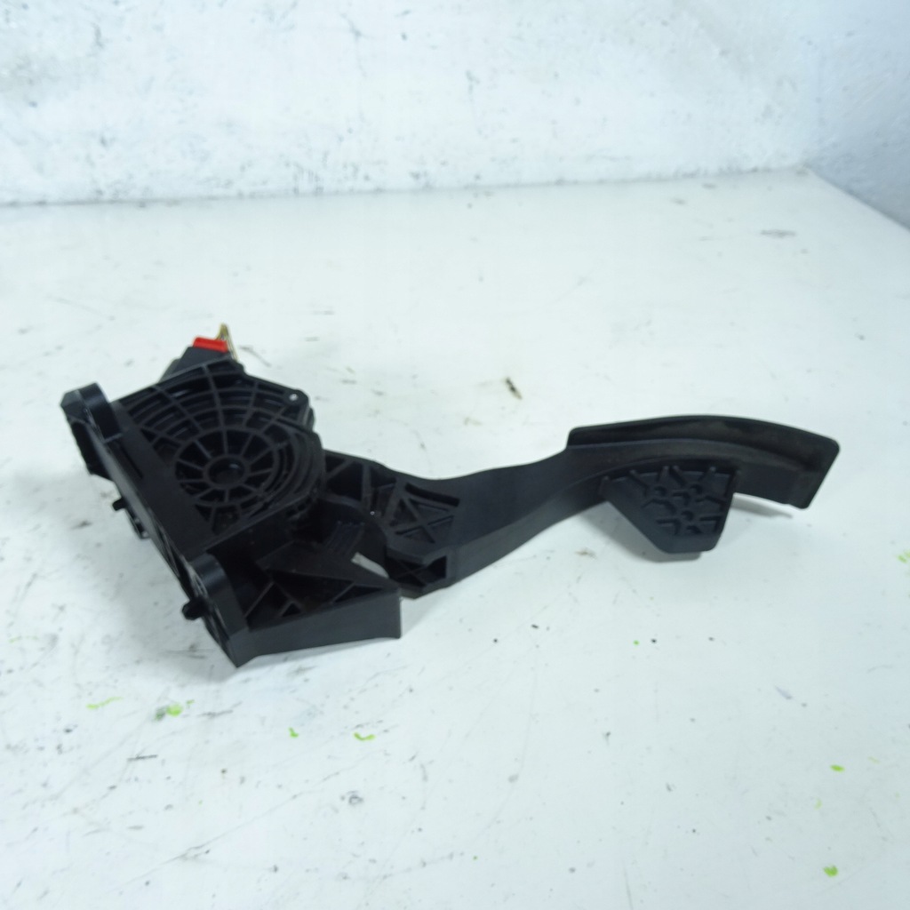 фото №3, Skoda rapid 1.6tdi педаль газу 6c1721503d