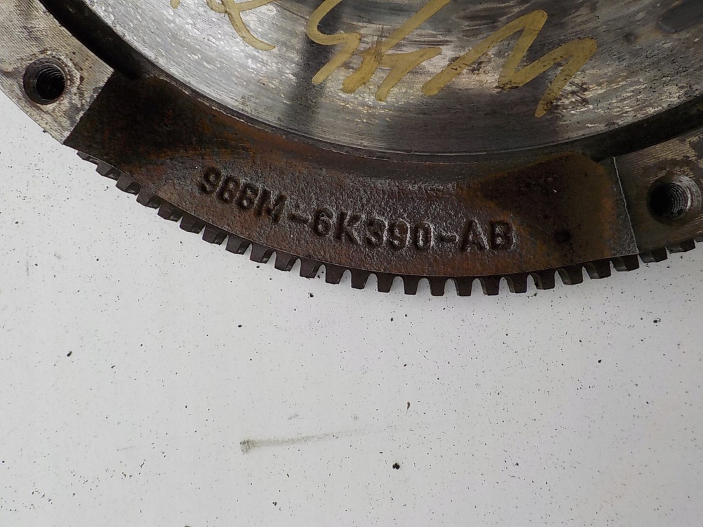 фото №10, Tribute maverick ii 2.0 16v колесо маховик 988m-6k390-ab