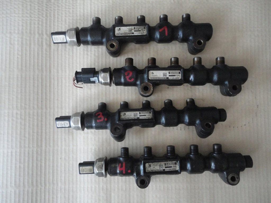 Купити Молдинг 9654592680 клапан ford peugeot 1.6 tdci hdi