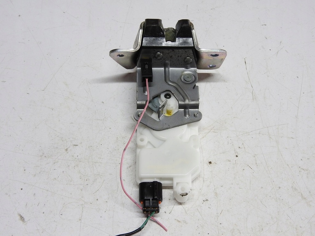 фото №7, Mitsubishi asx i 10-12 замок крышки багажника