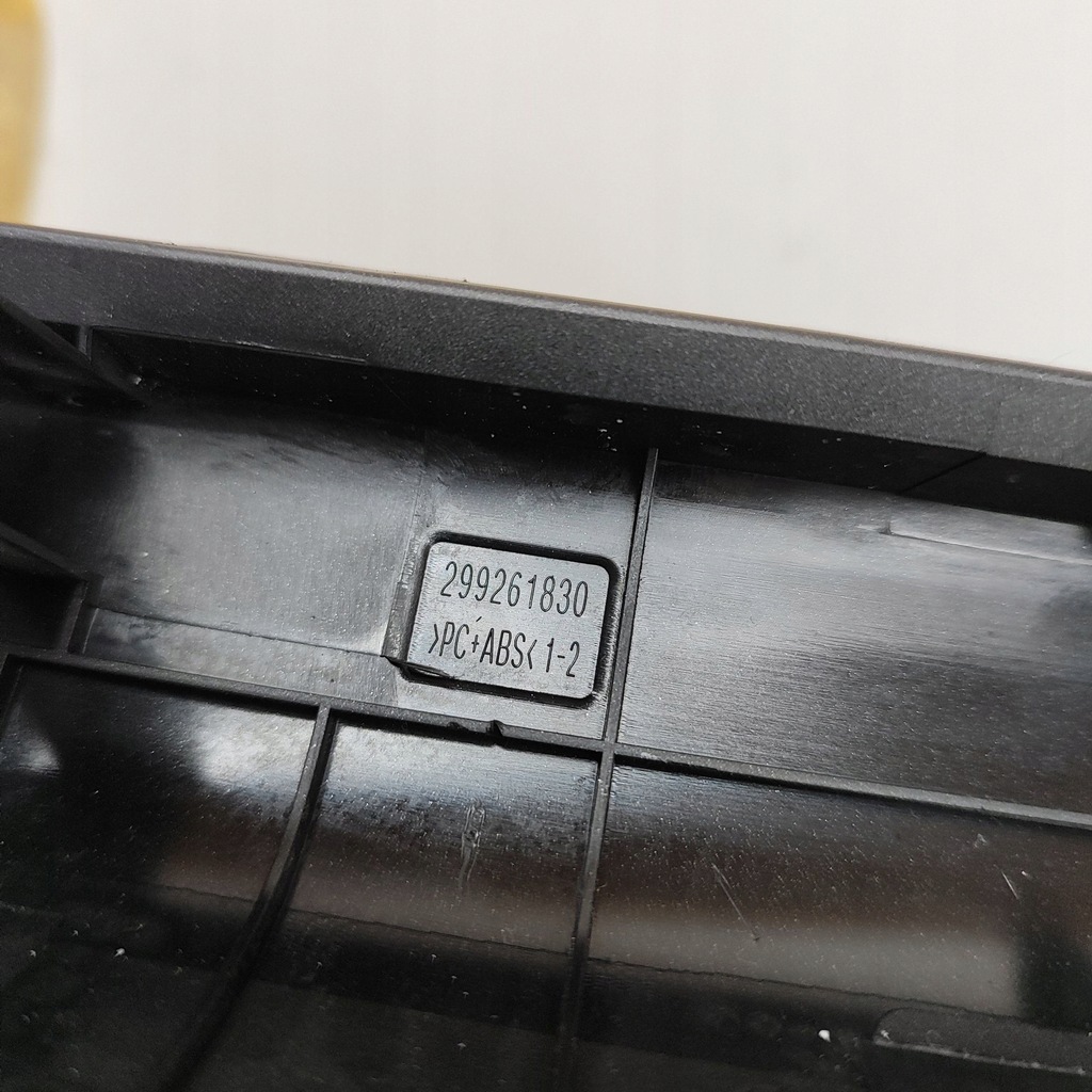 фото №6, Hyundai kona i 2024 рамка бардачка панели приборной панели