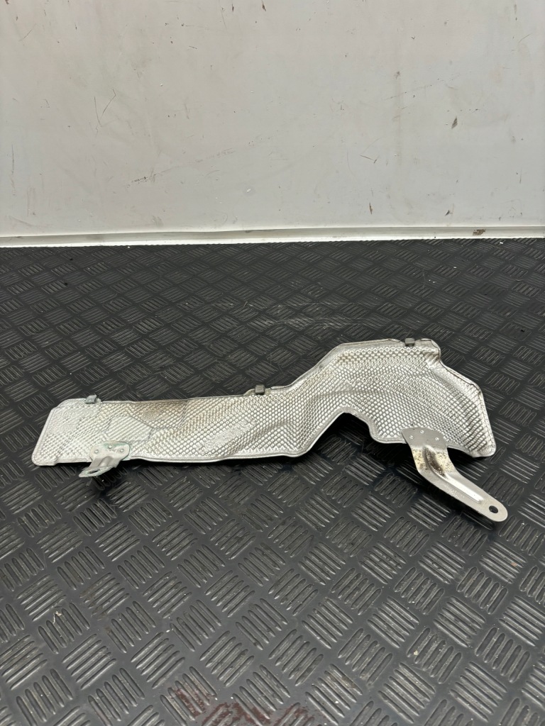 фото №1, Bmw оригинальный номер 7193523 защита тепловая