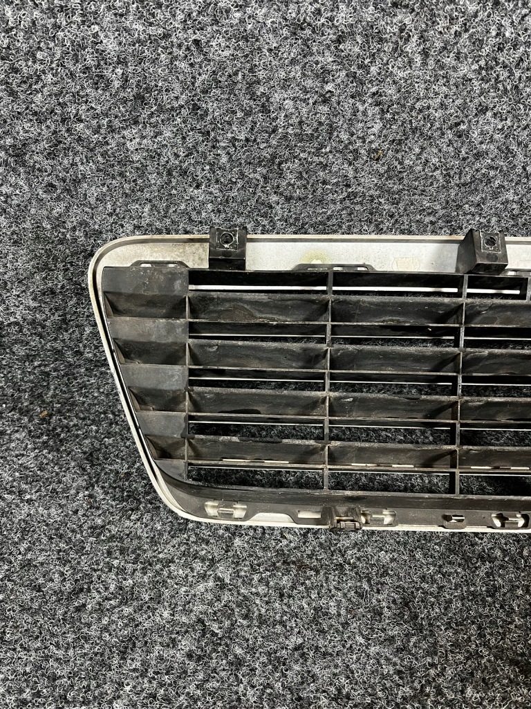 Купить Решётка радиатора решётка радиатора радиатора mercedes w208 2088800085