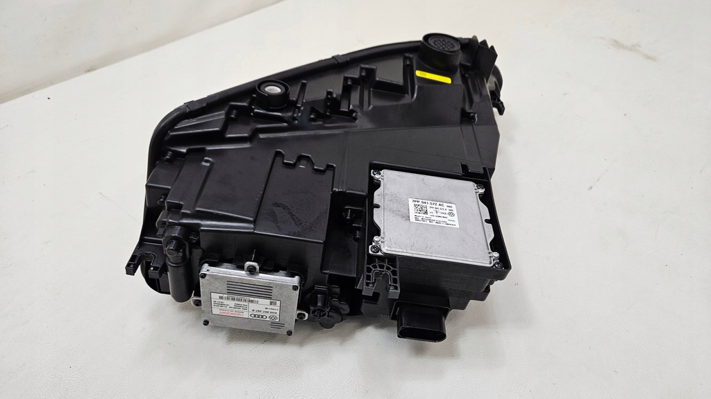 фото №6, Лампа перед передняя правая audi r8 lift laser 4s0941086c