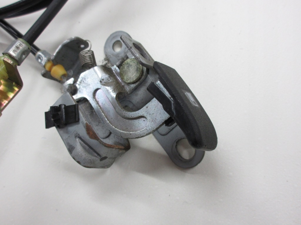 фото №5, Mazda 5 cr i 05- ручка трос кришка заливної пального