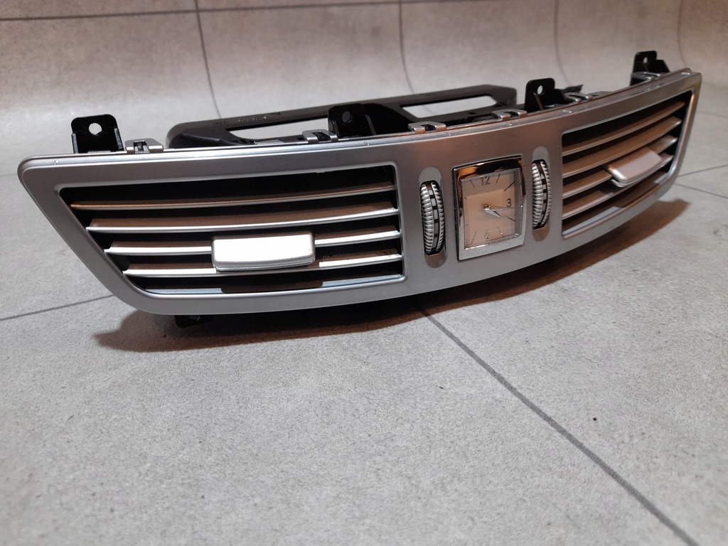 фото №9, Mercedes w221 решётка решётки обдув часы ładne