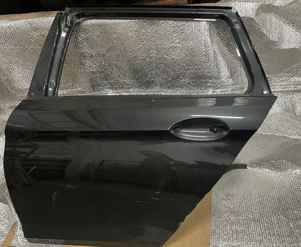 фото №1, Bmw 5 g31 kombi двері ліва задня задні ładne oryg.