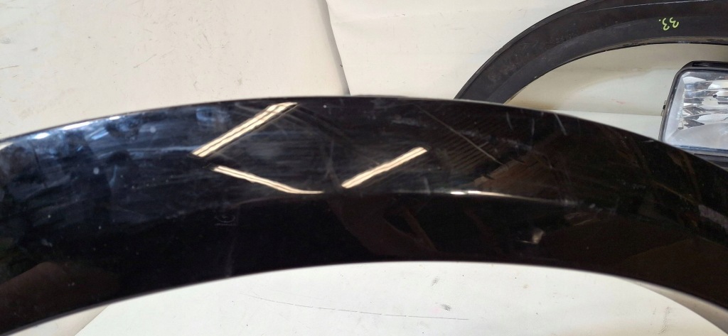 Молдинг накладка крыла левое  перед dodge ram 1500 200-2018 год 1td26trmad с Разборки