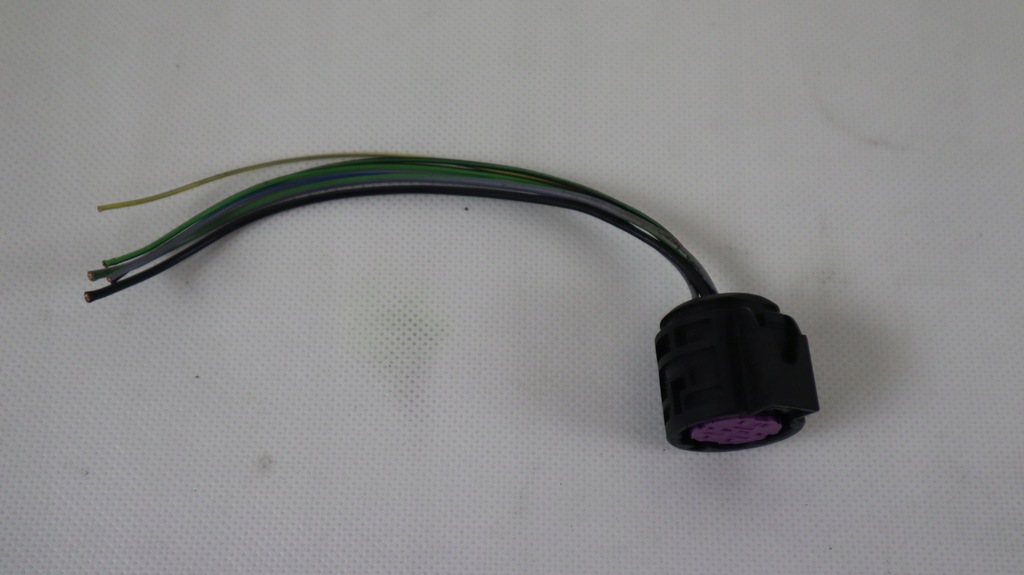 фото №2, Jeep renegade штекер лампы перед 6 pin