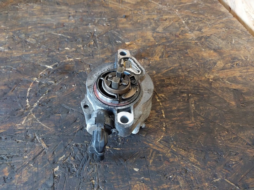 Насос вакуум вакуумные jeep 3.0 crd 2055g Киев