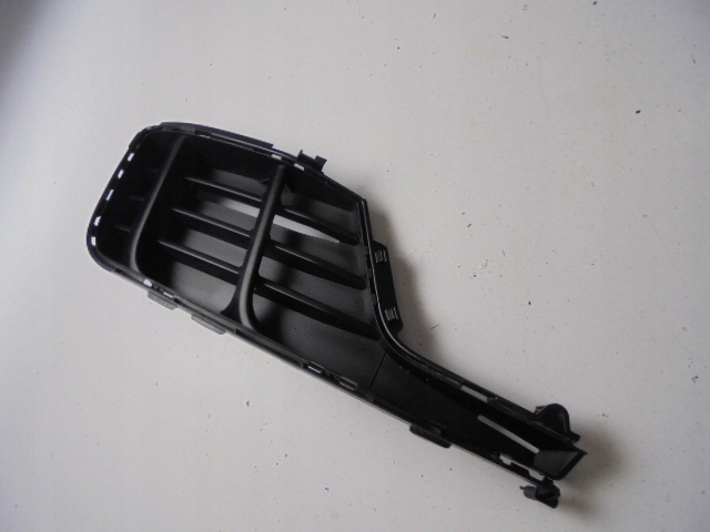 фото №1, Решітка бампера правий перед audi tt 8s